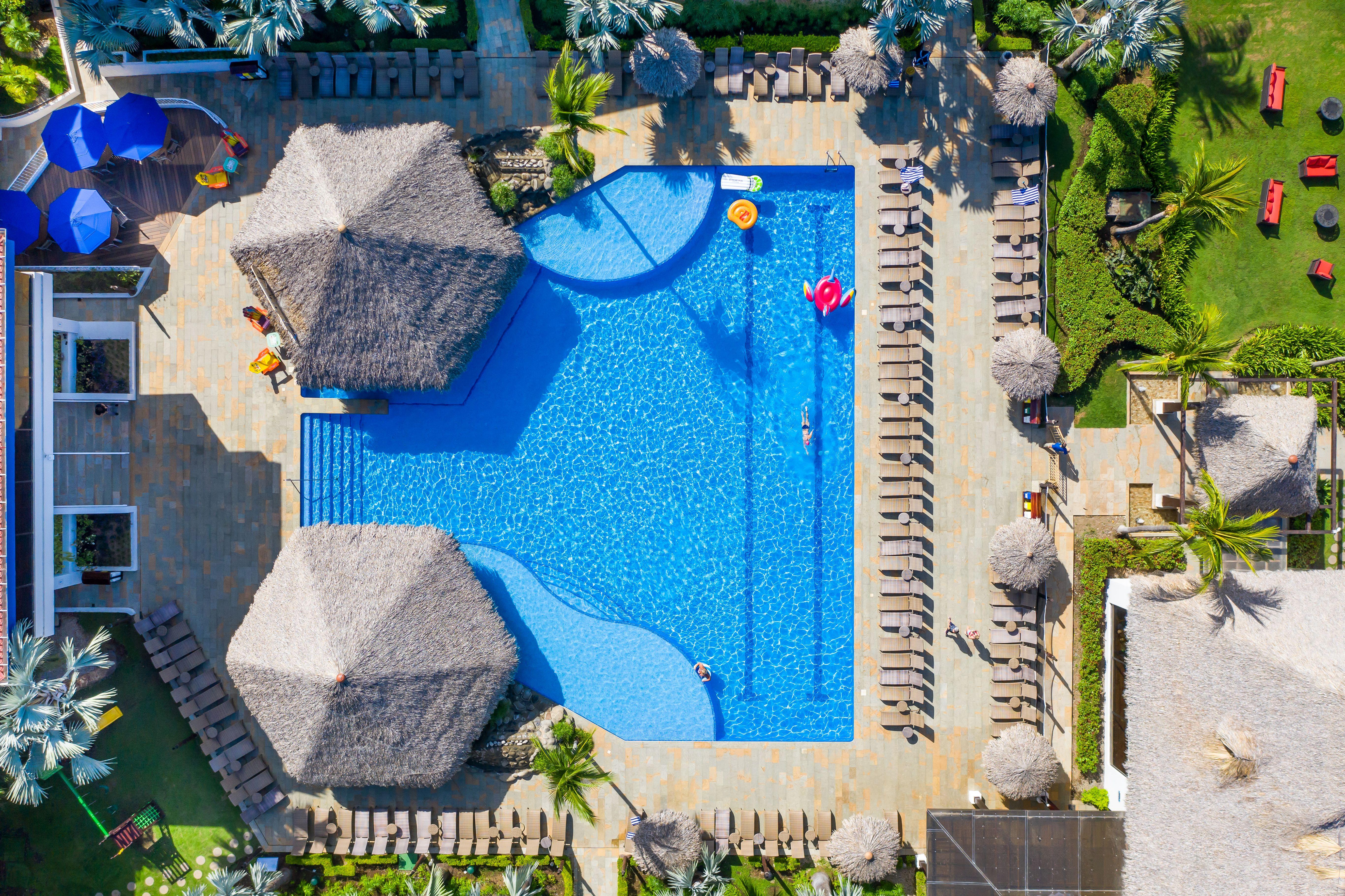 Margaritaville Beach Resort Playa Flamingo Bagian luar foto